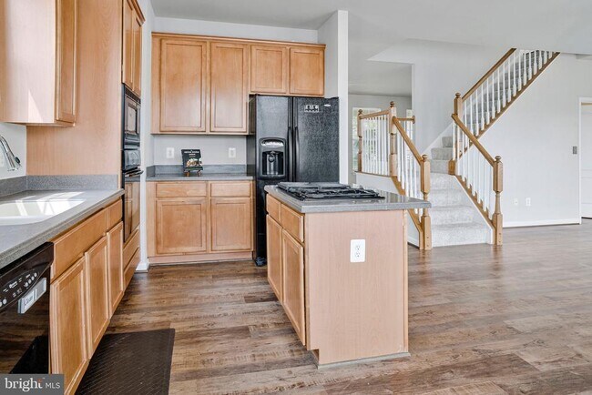 Foto del edificio - 20460 Charter Oak Dr