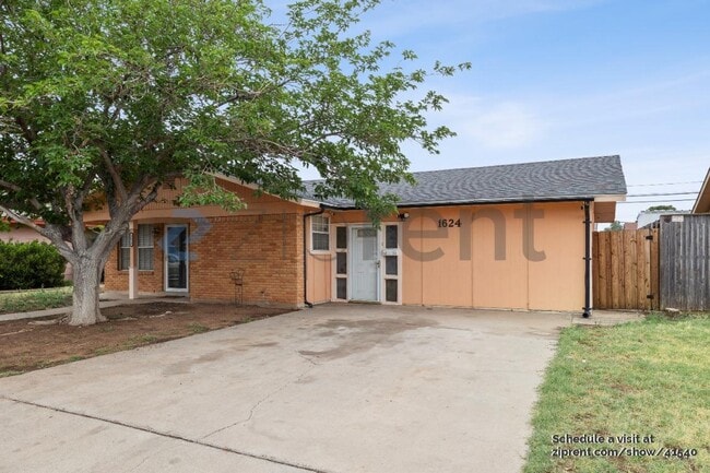 Building Photo - 1624 Petroleum Dr