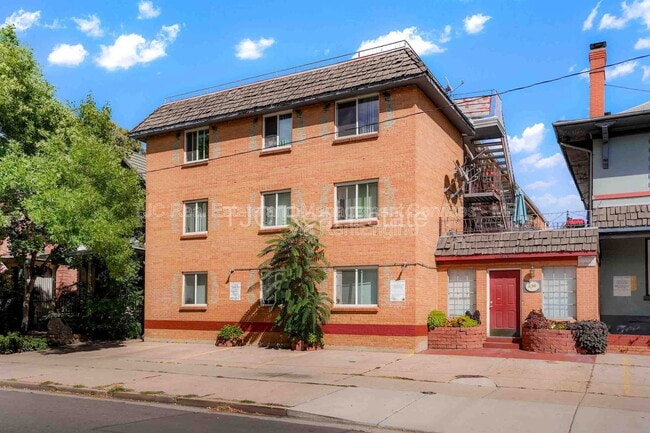 Foto del edificio - 1138 Corona St