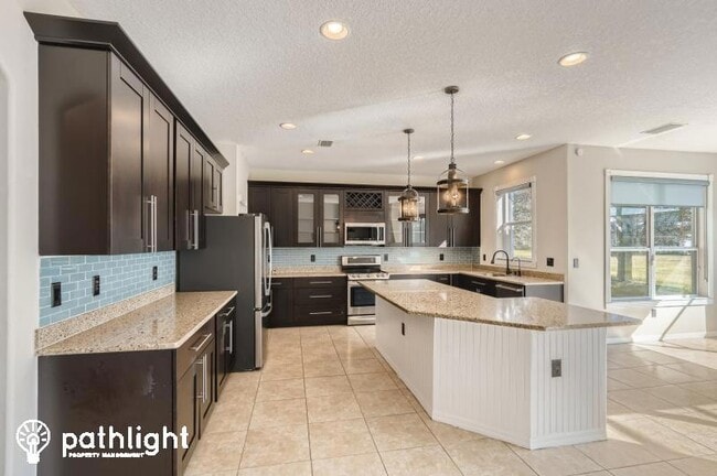 Building Photo - 4736 Pointe O Woods Drive