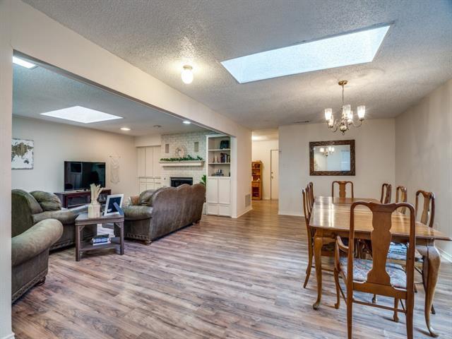 Foto del edificio - 806 St Paul Ct
