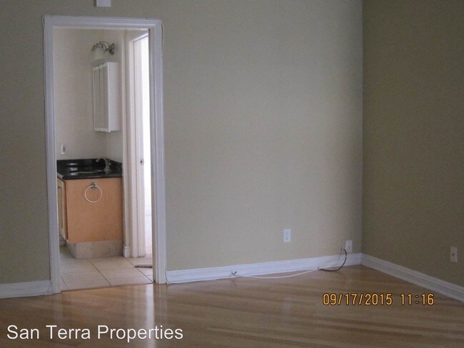 Building Photo - 1 br, 1 bath House - 4378 IDAHO ST #10