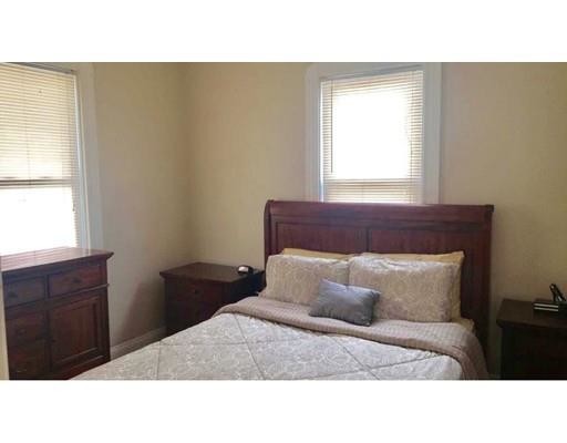 Building Photo - 98 Irving St