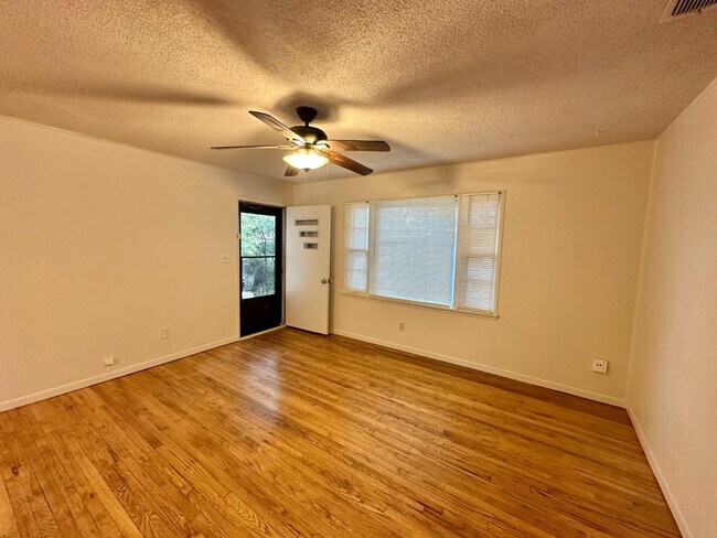 Foto del edificio - 4107 31st St