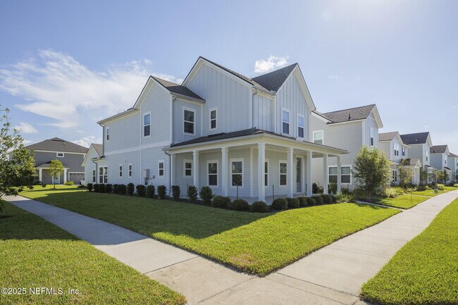 Building Photo - 299 Clarys Run