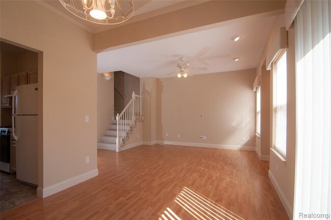 Building Photo - 3190 Brookside Dr