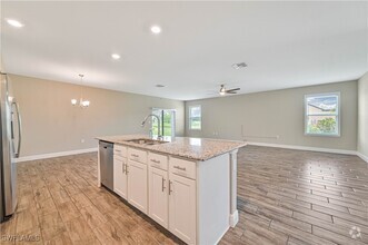 Building Photo - 208 Castile Ct