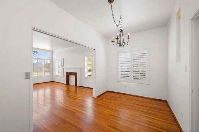 Building Photo - 1430 Upas St