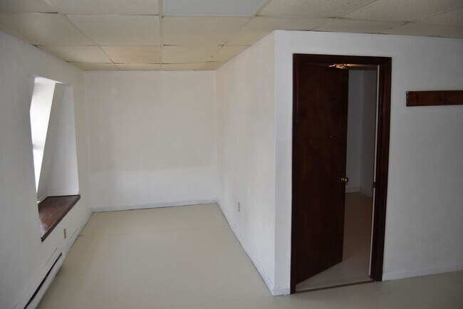 Foto del edificio - 3rd Floor Apartment *Weekly Rent*