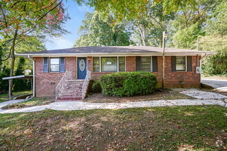 Building Photo - 4281 Oakview Dr