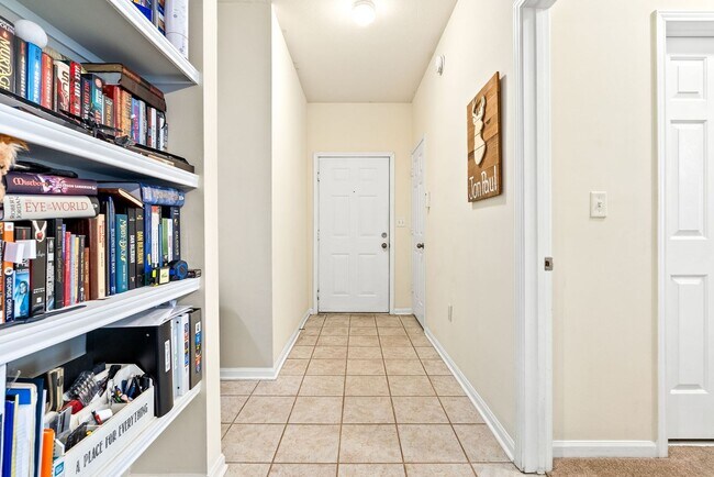 Foto del edificio - Condos at Mill Creek, Unit E-101