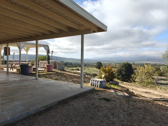 Building Photo - 56575 Dickson Way