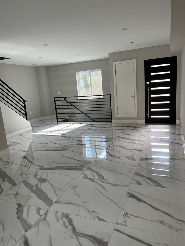 Foto del edificio - 10324 Mt Gleason Ave