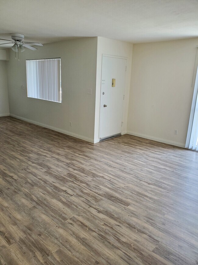 Foto del edificio - 3439 Emerald St