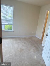 Building Photo - 12500 Rustic Rock Ln