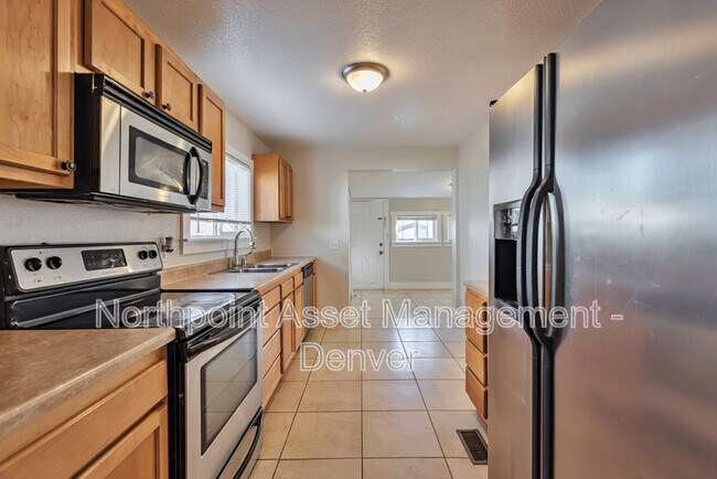 Building Photo - 1266 Osceola St