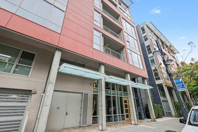 Foto del edificio - 235 Berry St