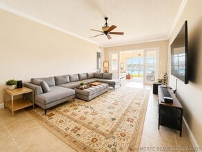 Building Photo - 15 Harbour Isle Dr W