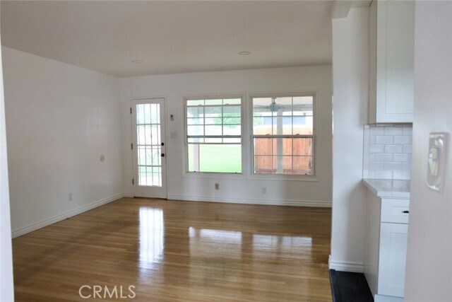 Foto del edificio - 728 W E St