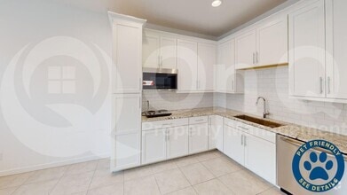 Building Photo - 4342 N 94th Ave