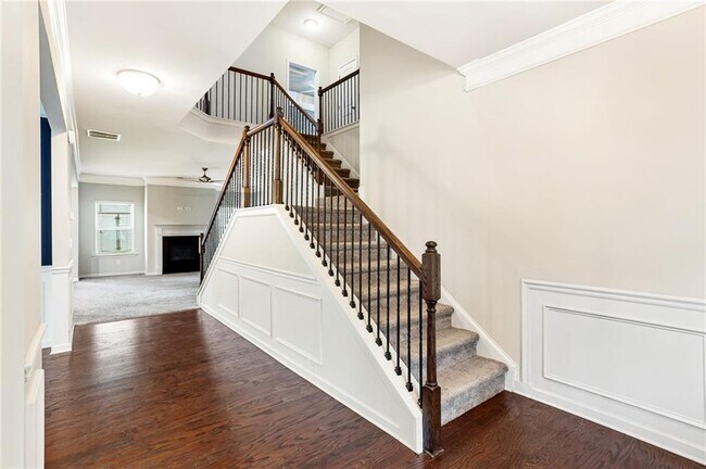 Foto del edificio - 256 Berkleigh Trails Dr