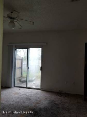 Building Photo - 1847 Whispering Oaks Ln