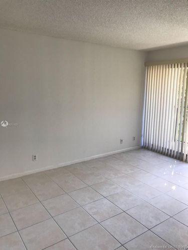 Foto principal - 10003 W Atlantic Blvd