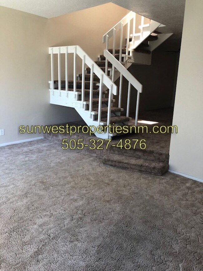 Foto del edificio - 2 Bedroom, 1.5 Bathroom with Garage