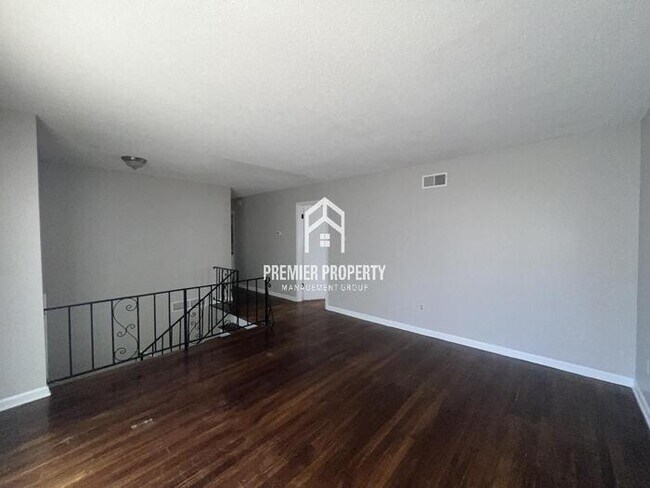 Building Photo - 4257 Lansford Dr