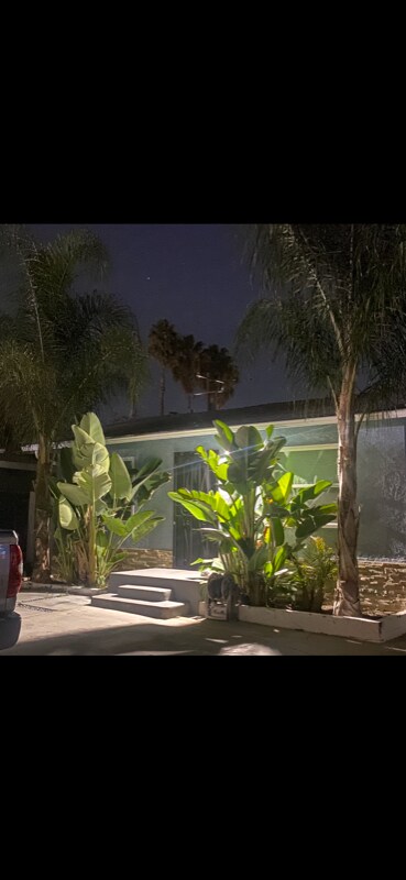 Foto del edificio - 5710 Lewis Ave