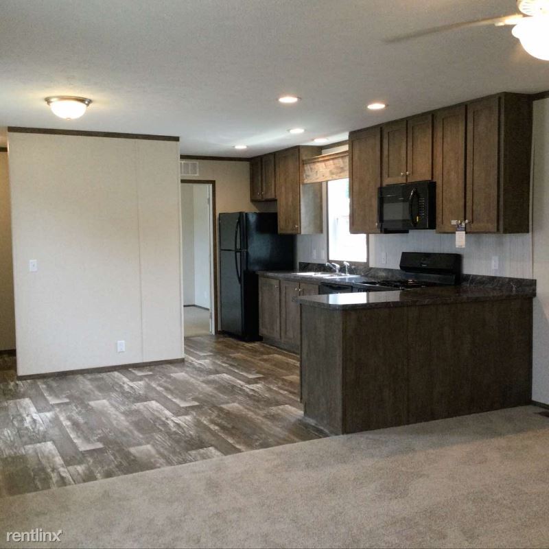 3 br, 2 bath Mobile Home 6922 Bickett Bl... House Rental in Lansing, MI