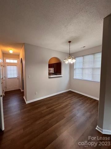 Foto del edificio - 428 Goldstaff Ln