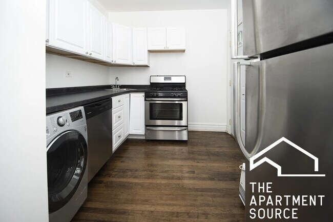 Photo - 3703 N Hoyne Ave Apartment
