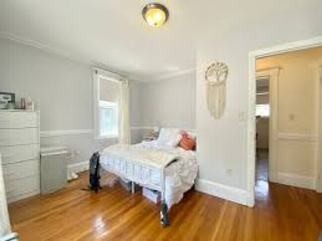 Foto del edificio - Lower Allston Location, Laundry on a Site,...