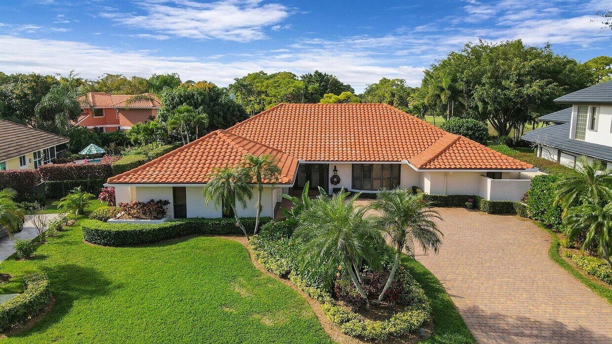 Foto principal - 16 Thurston Dr