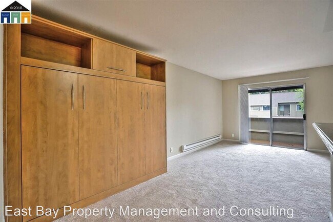 Building Photo - Studio, 1 bath House - 3232 Red Cedar Ter