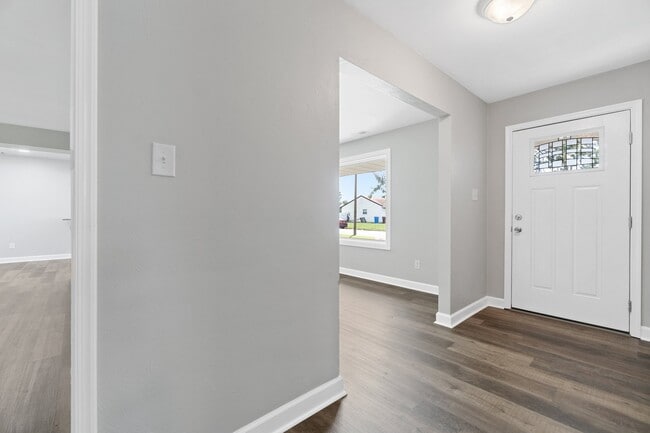 Building Photo - 2916 Knight Rd