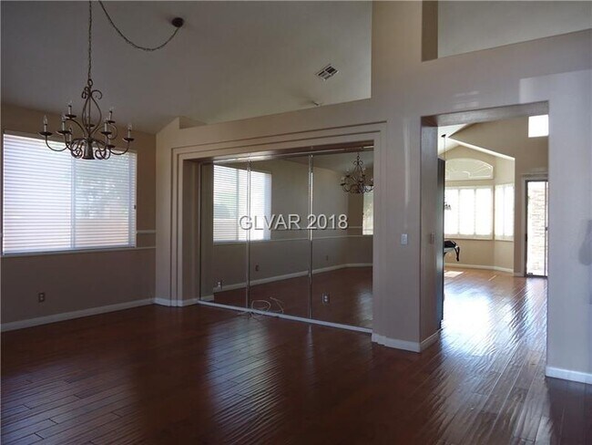 Building Photo - Heart of Summerlin 5 Bedroom with a Sparkling Pool