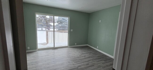 Building Photo - 235 Main St