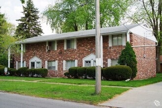 Building Photo - 109 E River St