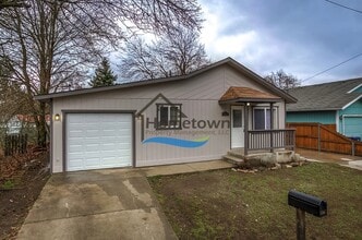 Building Photo - 1317 E Gilbert Ave