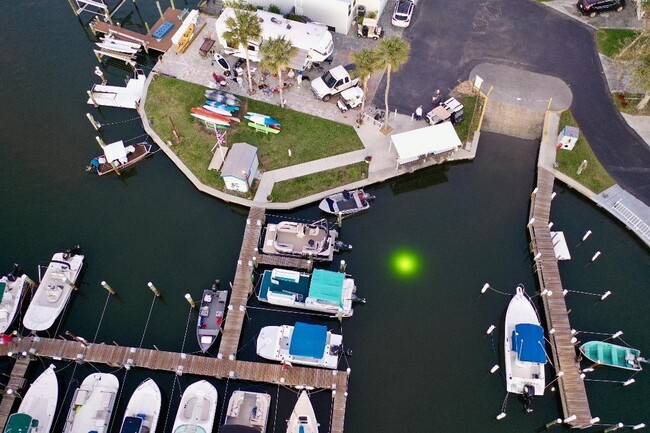 Foto del edificio - 5312 Compass Cove Pl