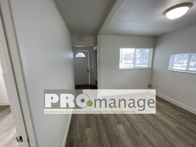 Foto del edificio - 3 Bed, 2 Bath Single Family Home - Idaho Falls