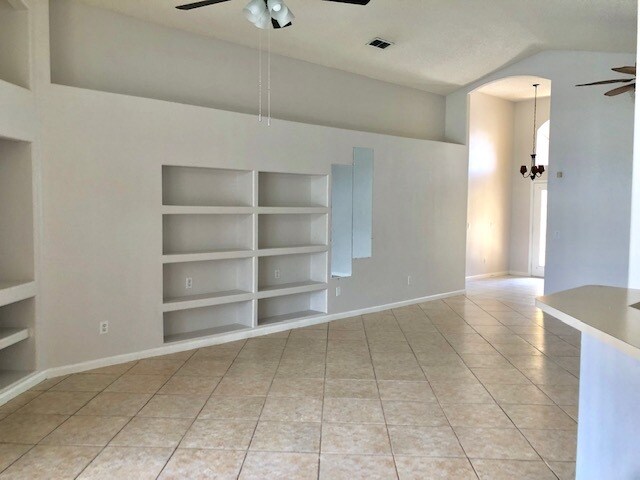 Building Photo - 6715 Bouganvillea Crescent Dr