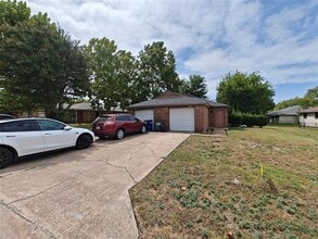 Building Photo - 123 Prairie Creek Cir