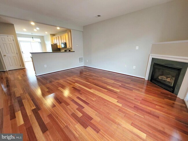 Foto del edificio - 20969 Kittanning Ln