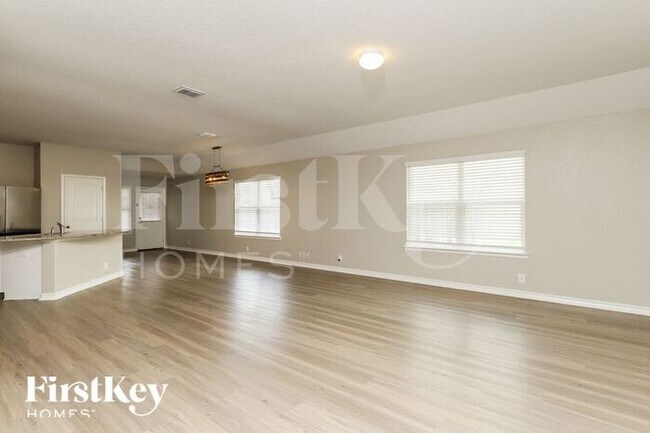 Foto del edificio - 803 Holliman Parkway