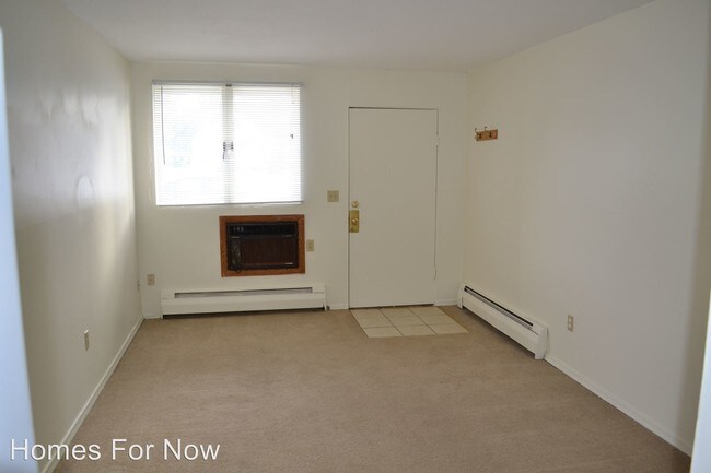 Foto del edificio - 10115 Hanson Blvd NW