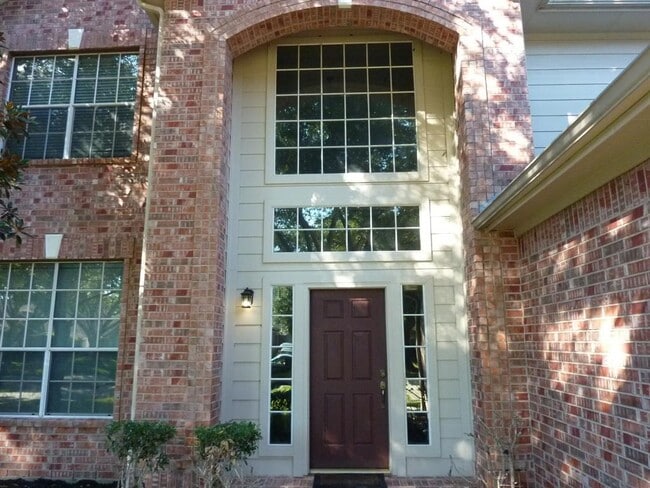 Building Photo - 2622 Falling Forest Ct