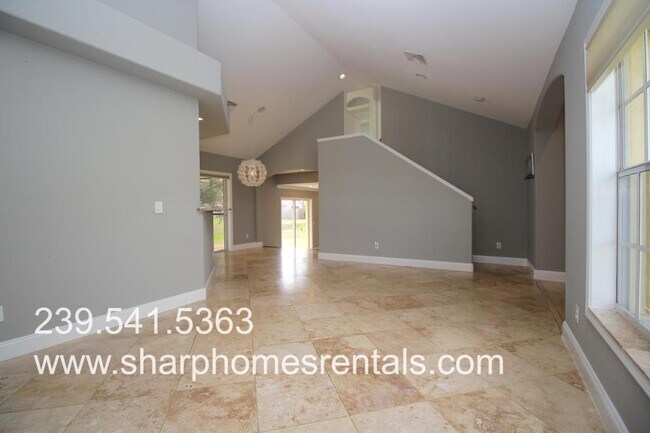 Building Photo - 519 SE 25th Ln